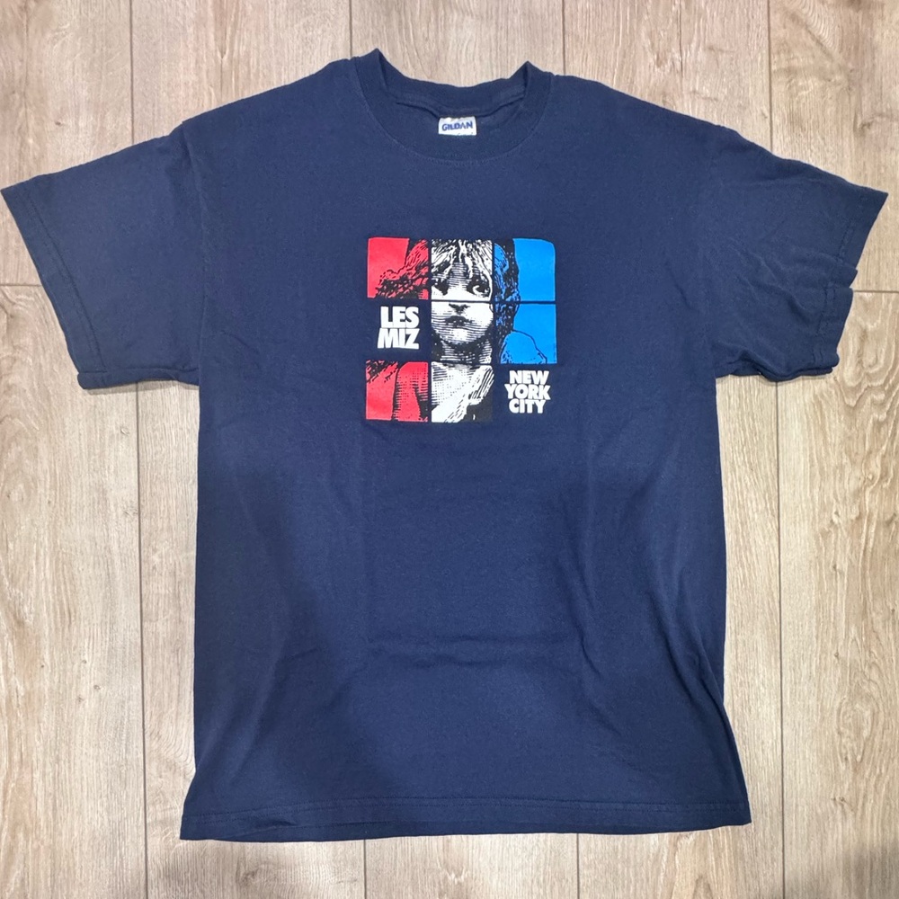 1986 CMOL Les Miz New York City Graphic T-Shirt Size Medium